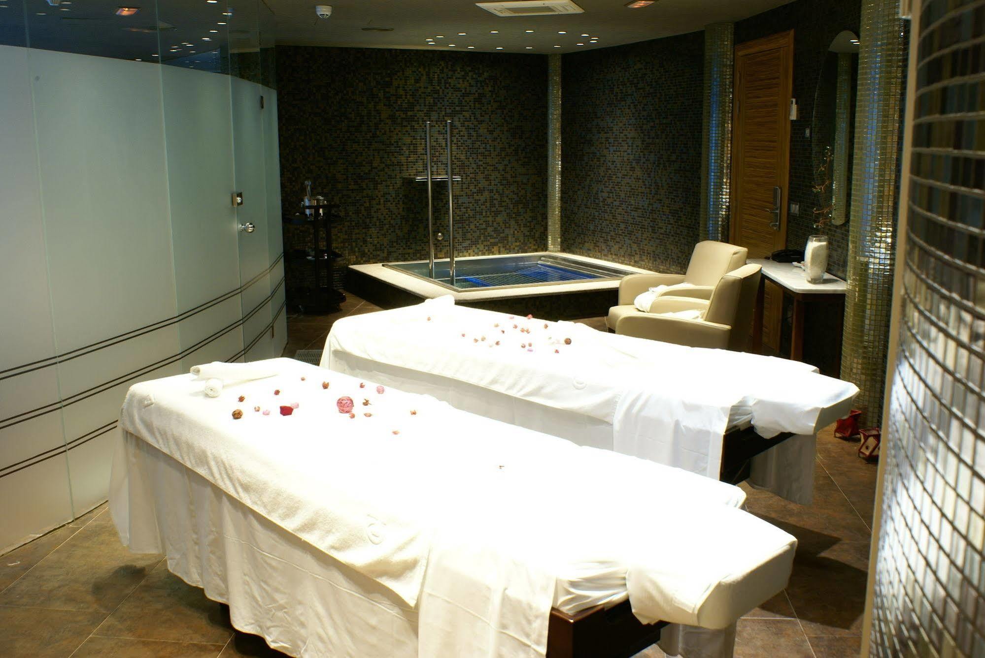 Cumbria Spa Hotel 3* Sup Ciudad Real Exterior photo
